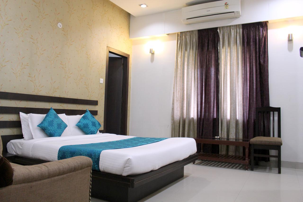 Rāipur Hotel Aarya Inn מראה חיצוני תמונה
