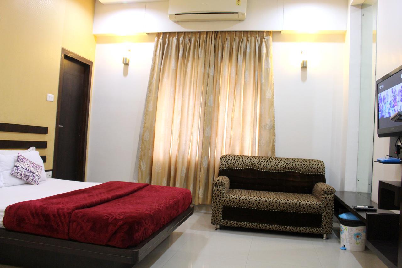 Rāipur Hotel Aarya Inn מראה חיצוני תמונה