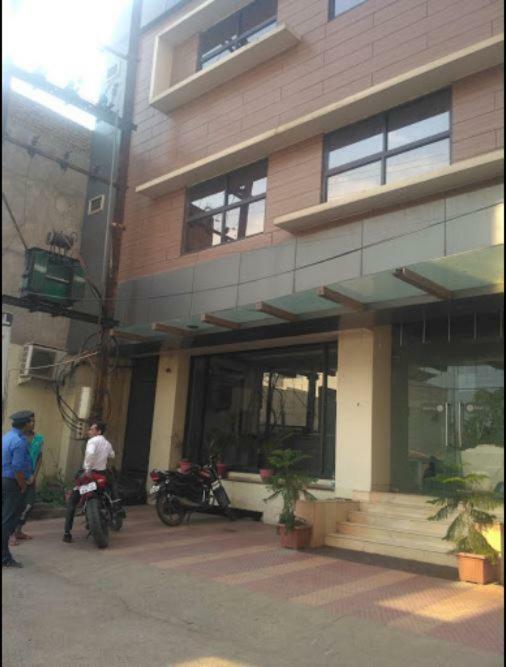 Rāipur Hotel Aarya Inn מראה חיצוני תמונה